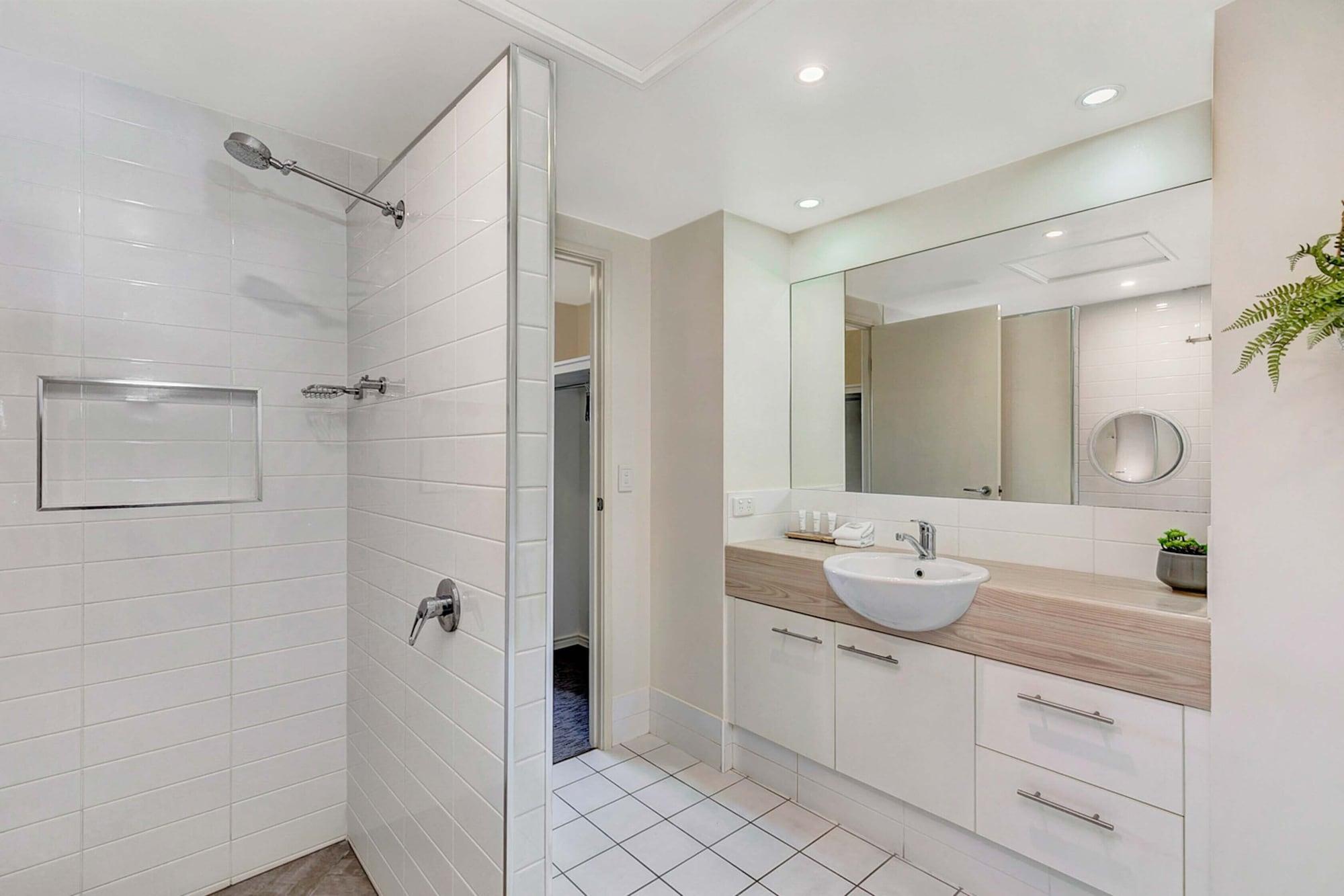 Ramada Encore By Wyndham Whale Cove Hervey Bay Dış mekan fotoğraf