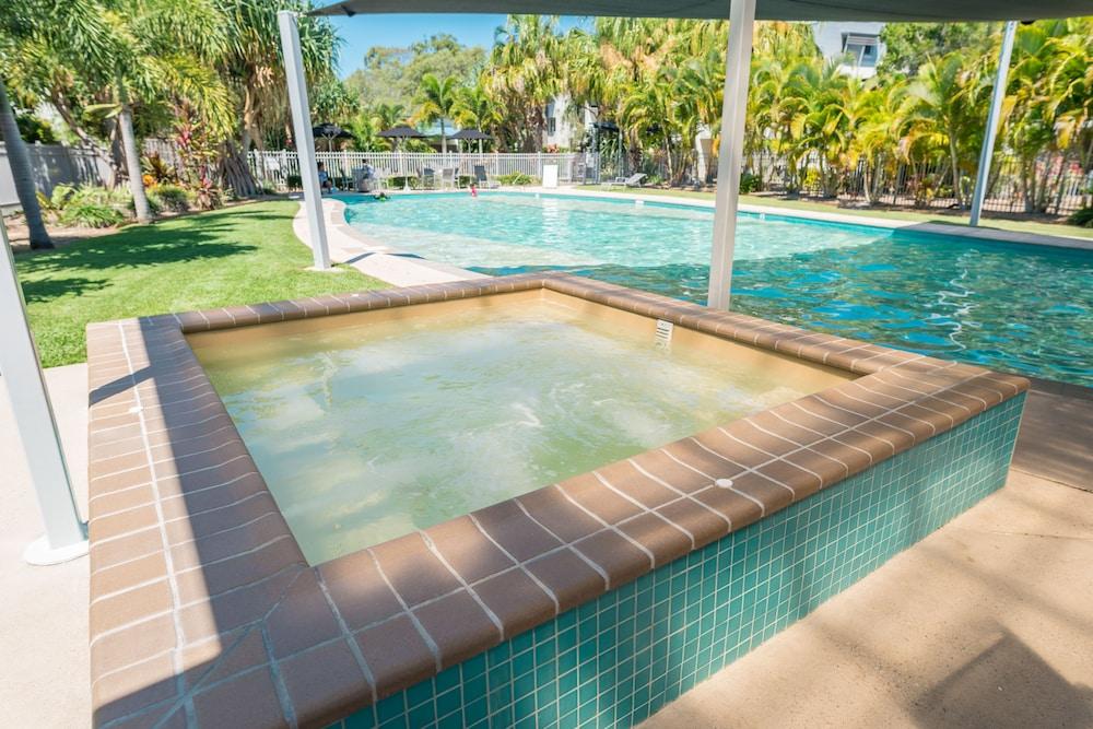 Ramada Encore By Wyndham Whale Cove Hervey Bay Dış mekan fotoğraf