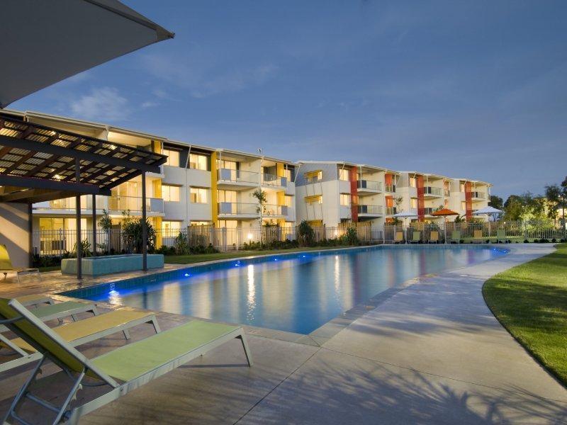 Ramada Encore By Wyndham Whale Cove Hervey Bay Dış mekan fotoğraf